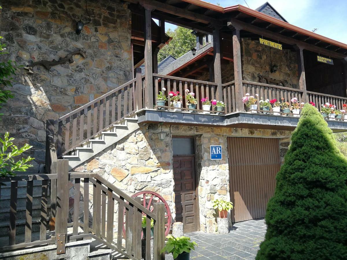 Alojamientos Rurales El Fontano Galende Eksteriør bilde